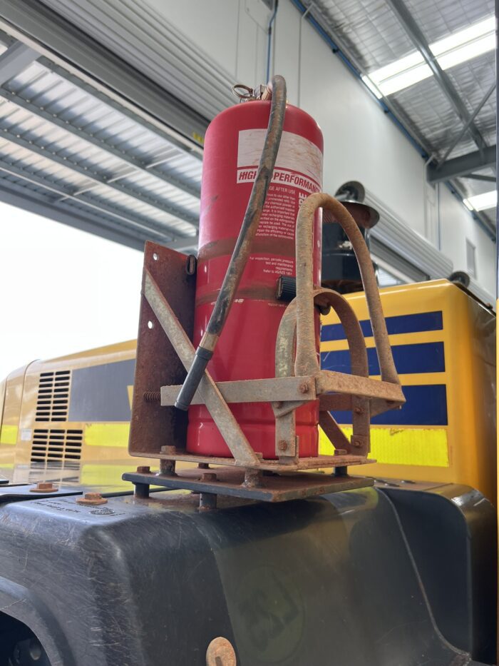 Komatsu WA320PZ-6 Tool Carrier For Sale - Image 13
